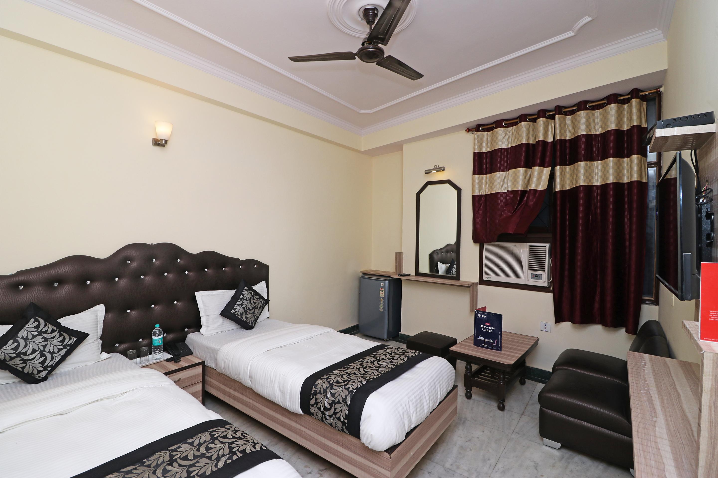 Adb Rooms Hotel Silver Shine Nueva Delhi Exterior foto